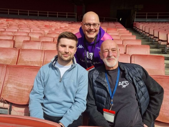 We’re proud to be working with Arsenal Football Club to help make Emirates Stadium more stoma friendly.   Thanks to improved awareness and better facilities, fans living with a stoma can feel more confident and supported on matchdays.   In our video, Arsenal’s Disability Access Manager, Aaron Heskins, and Alan Schneider share why these changes matter.   It’s a positive step forward for our community and a great example of inclusion in action. 